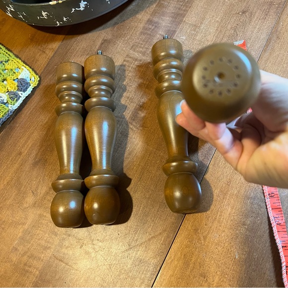 Wood Spindle Legs Set of Four 9.5” x 2” - Picture 3 of 4